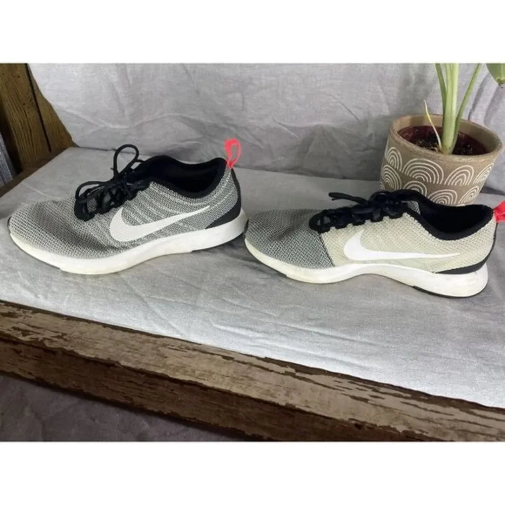 Size 5.5 Youth - Nike Dualtone Racer‎ Gray